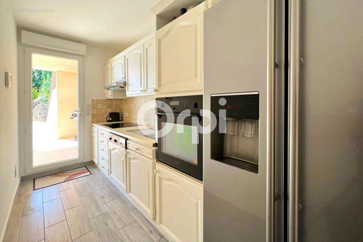 Maison à MANDELIEU-LA-NAPOULE