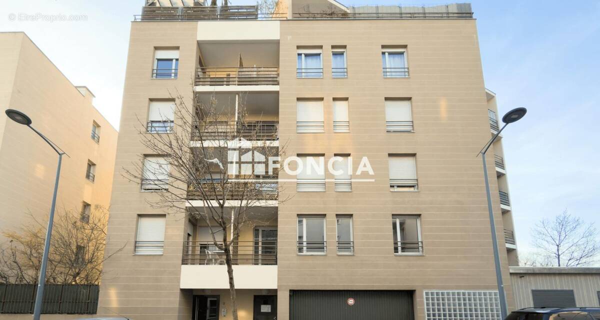 Appartement à VAULX-EN-VELIN