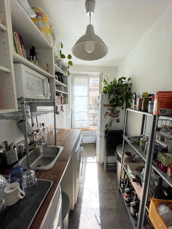 Appartement à PARIS-10E