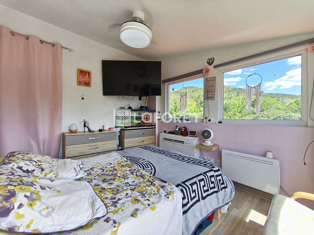 Exclusivité Maureillas-Las-Illas maison 4 chambres avec extérieur en face des thermes du Boulou - photo 9