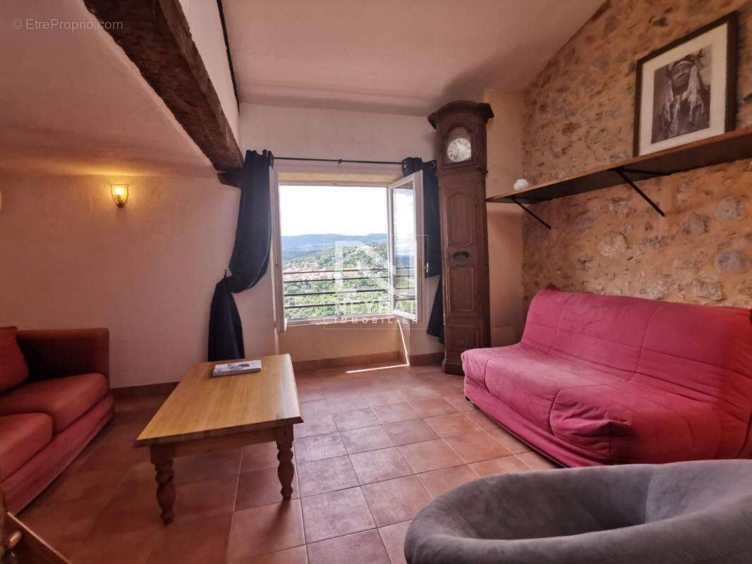 Maison à MONTAUROUX
