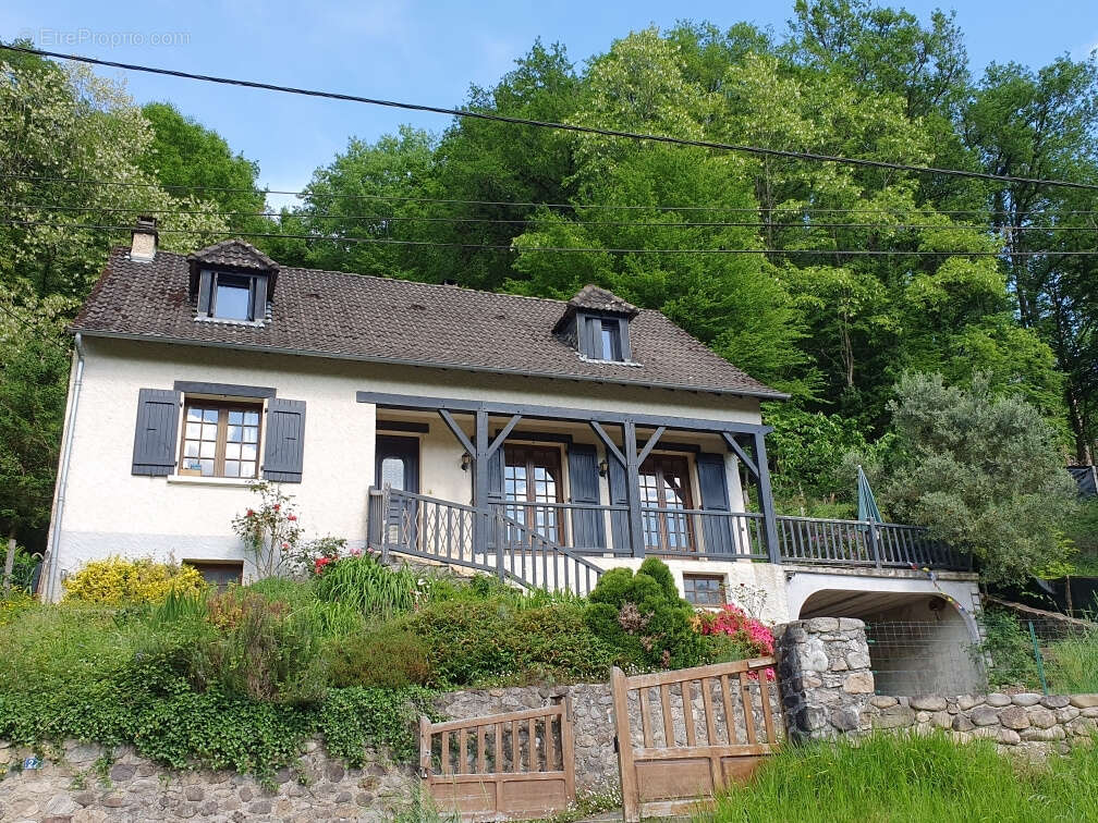 Maison à MONCEAUX-SUR-DORDOGNE