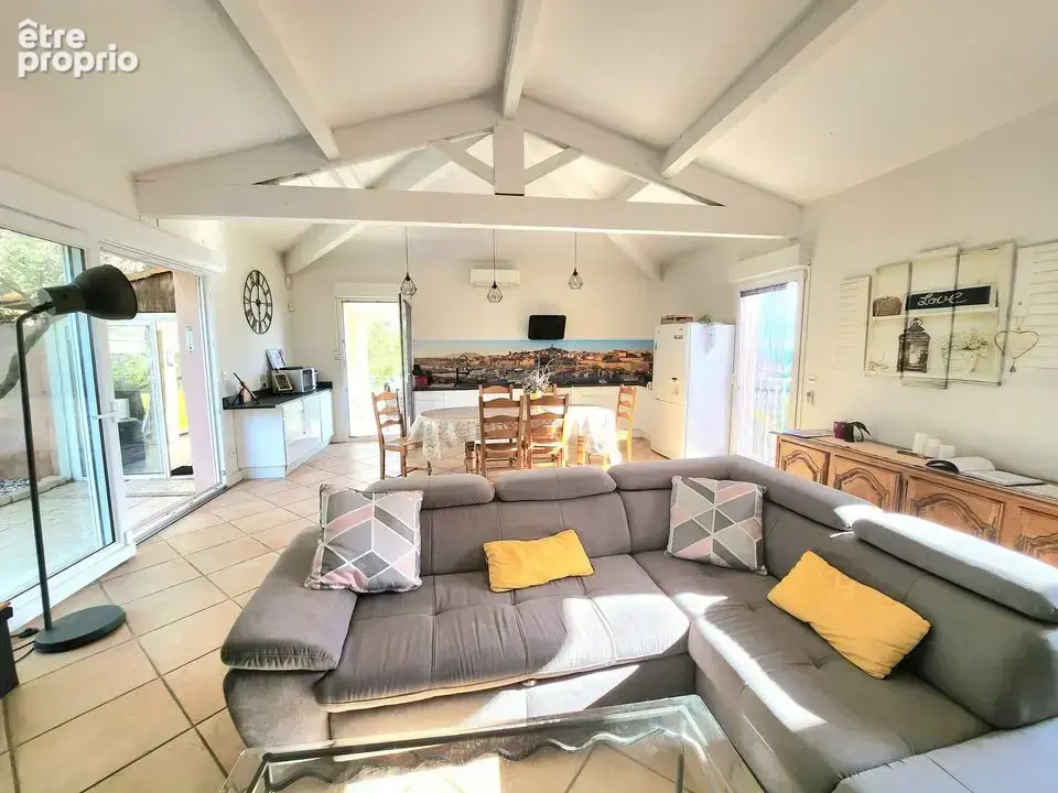 CHATEAU GOMBERT / MAISON D'HOTES 242 M² HABITABLE /