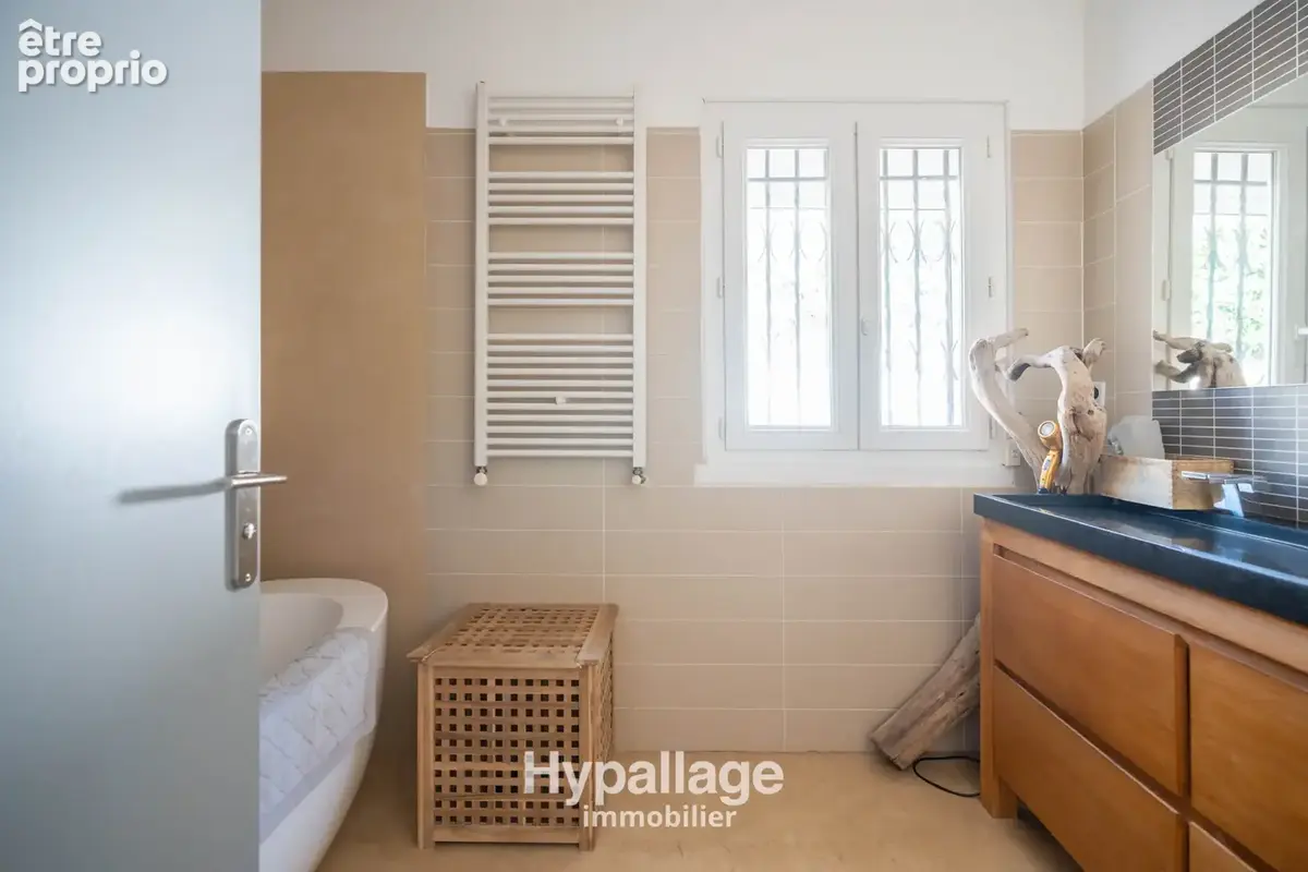 À VENDRE - Maison familiale 165m2 - 4 chambres - Piscine - 13190 ALLAUCH - photo 10