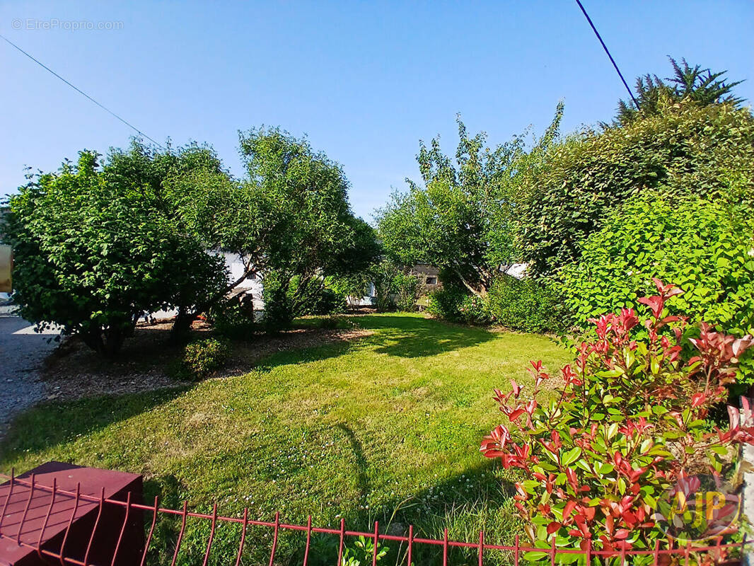 Terrain à BOUVRON