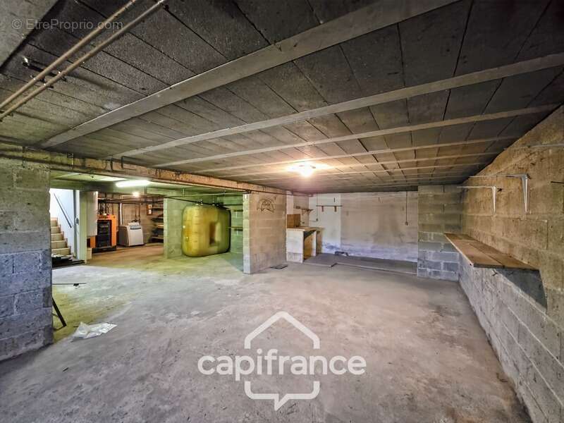 PRÉMERY (58) – Maison familiale de 144 m² sur sous-sol complet – 4 chambres – Terrain arboré de 2 014 m² - photo 14