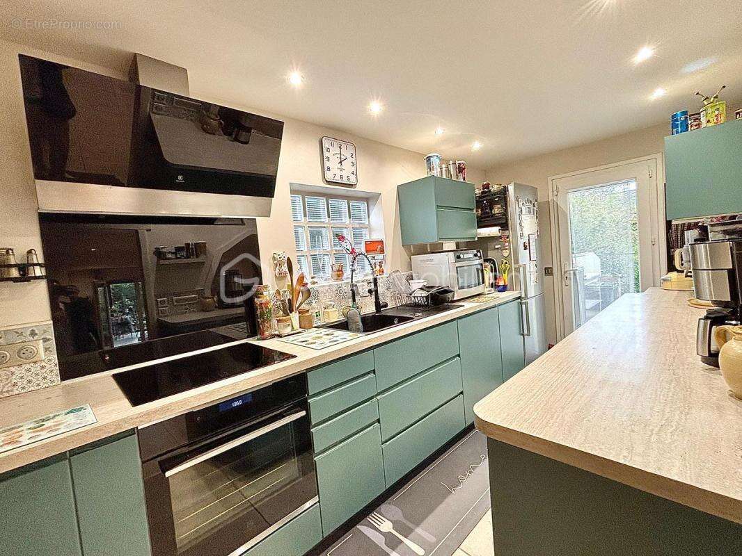 Maison à BONNEUIL-SUR-MARNE