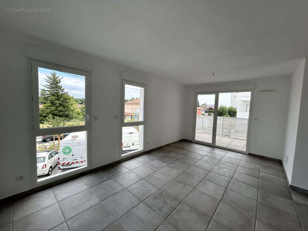 Appartement 3 pièces Grigny - 215000 € - photo 2