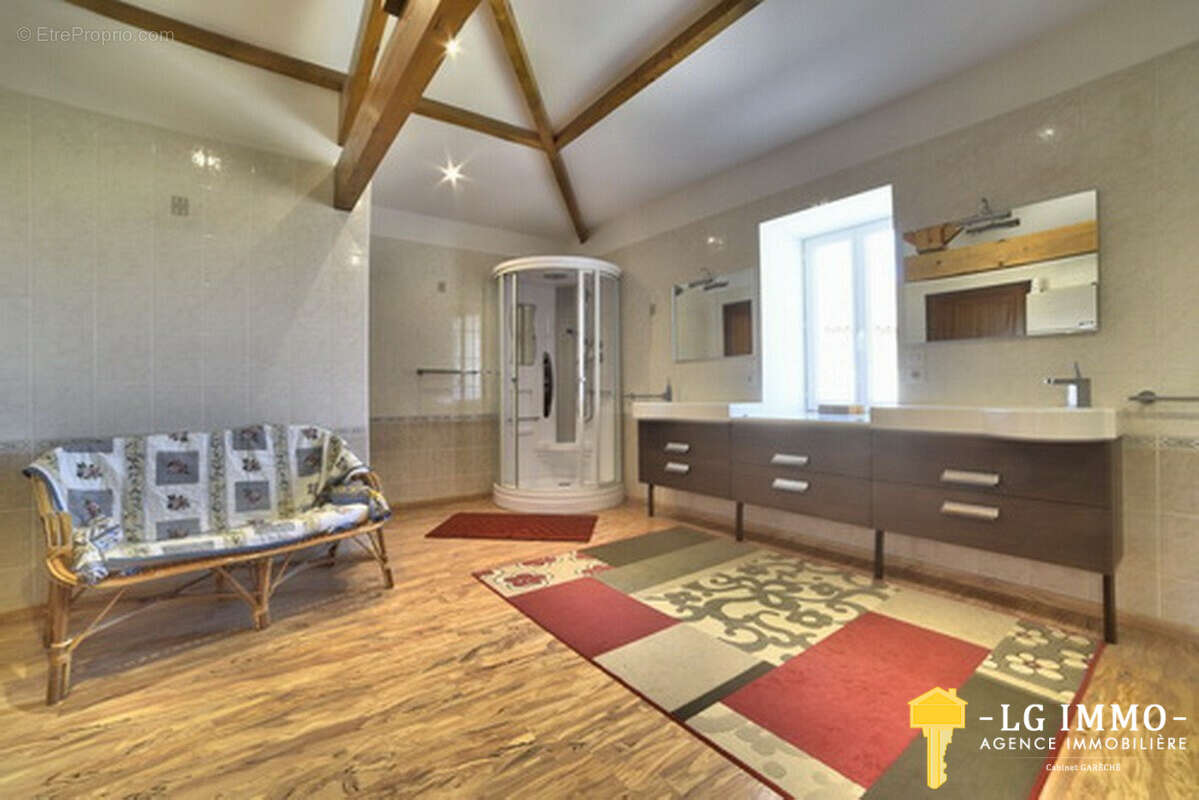 Maison à LORIGNAC