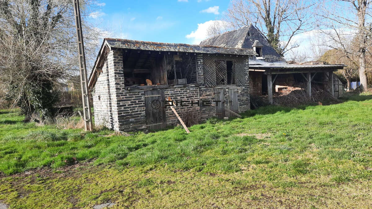 Maison à ALLASSAC