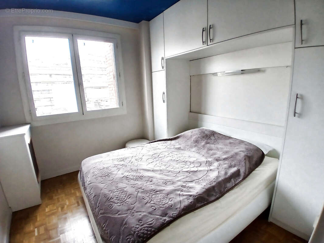 Appartement à PARIS-12E