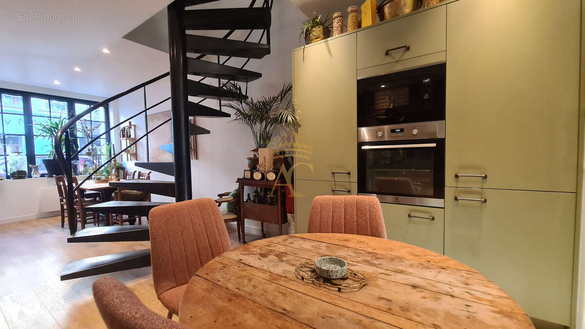 Maison à MONTREUIL