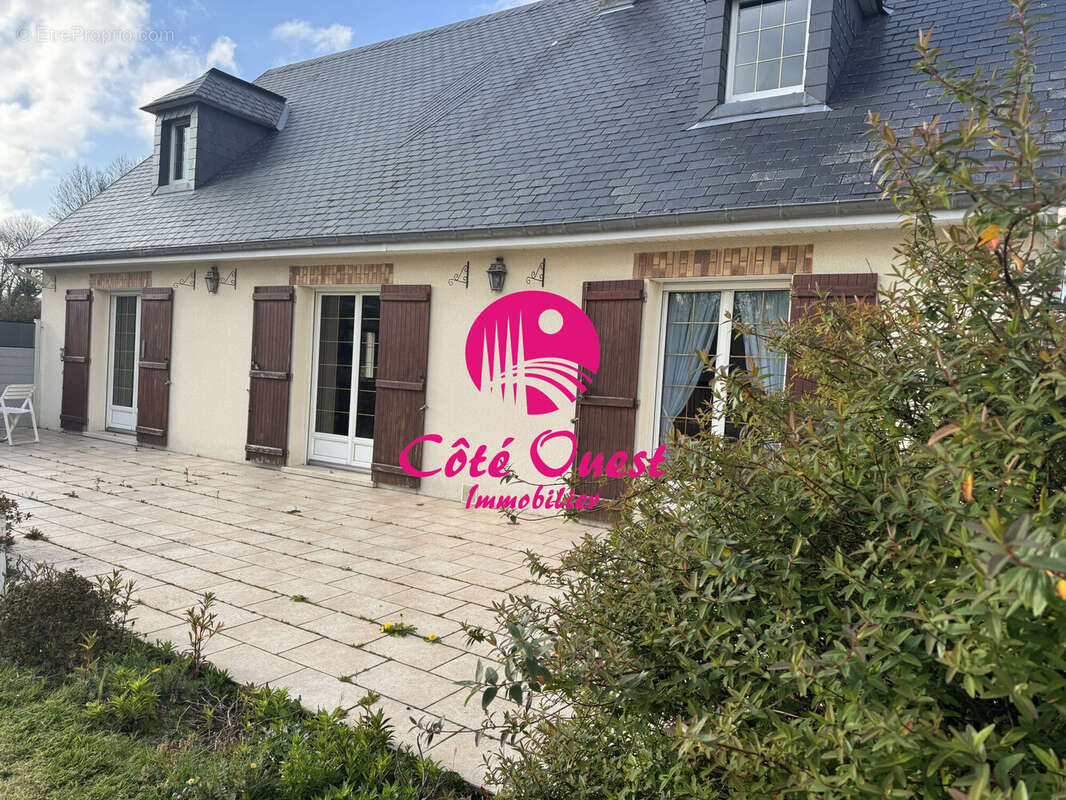 Maison à LES LOGES