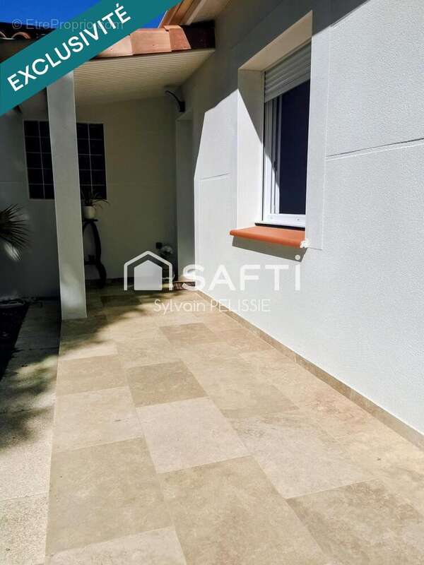 Photo 3