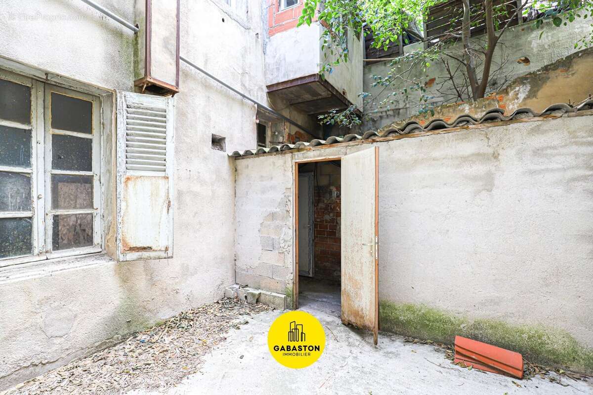 Appartement à MARSEILLE-7E