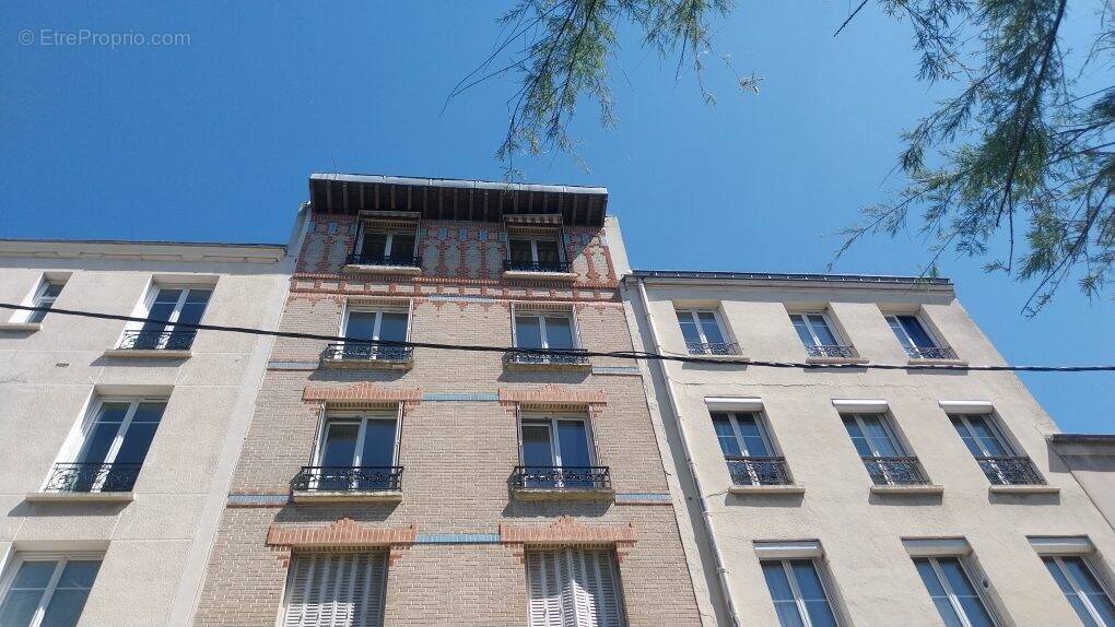 Estimation appartement CENTRE VINCENNES GROUPE SAINT VICTOR - Appartement à VINCENNES