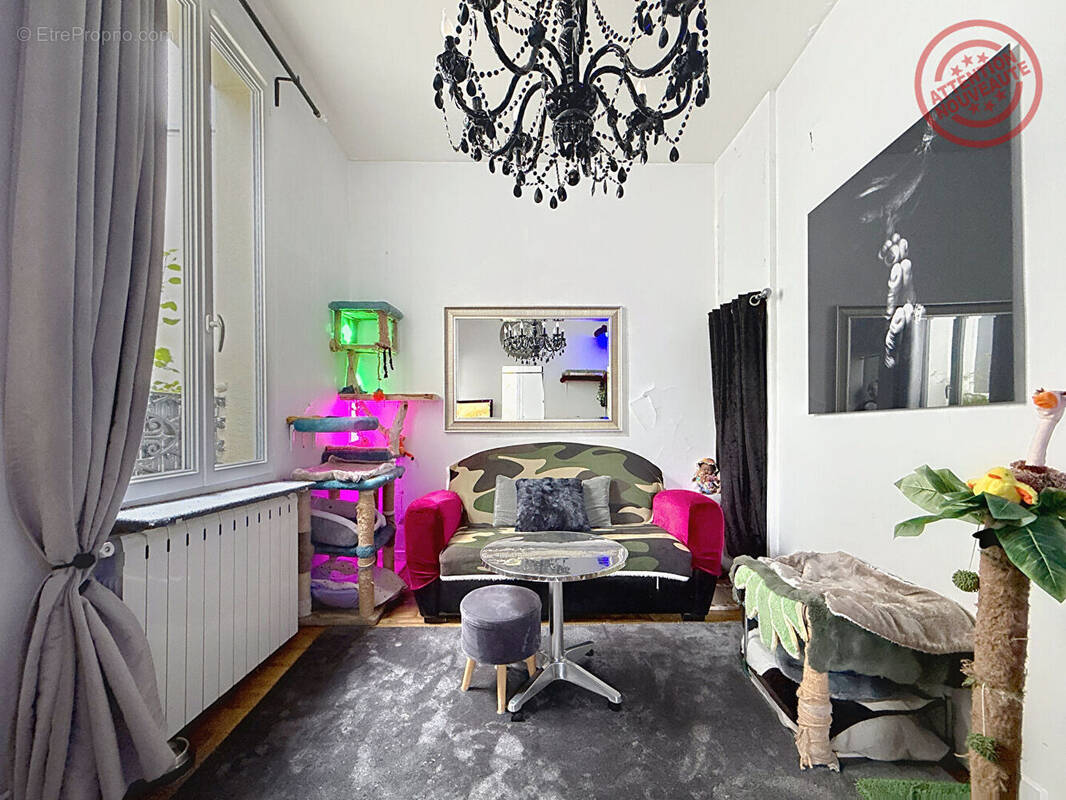 Appartement à PARIS-17E