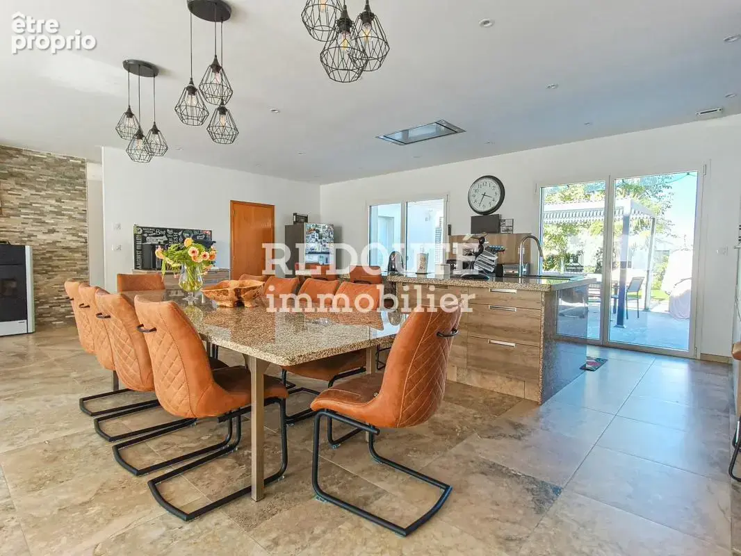 Propriete, plain-pied, suite independante, sous-sol complet - photo 14