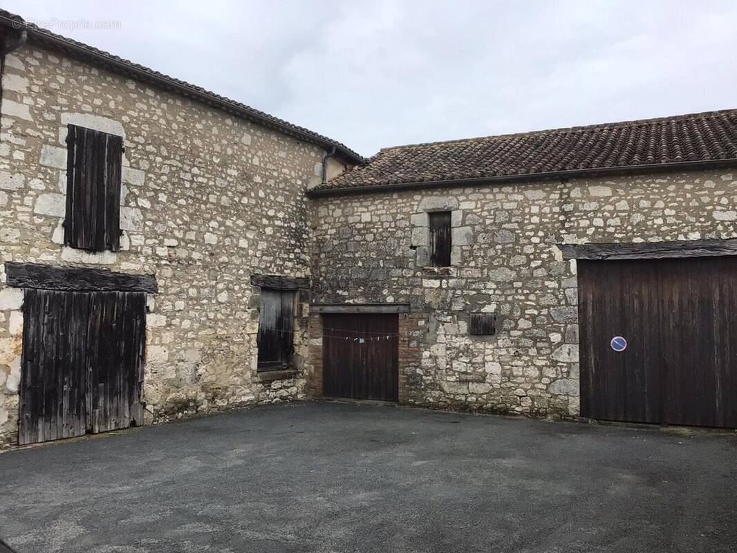 Photo 1 - Maison à ISSIGEAC