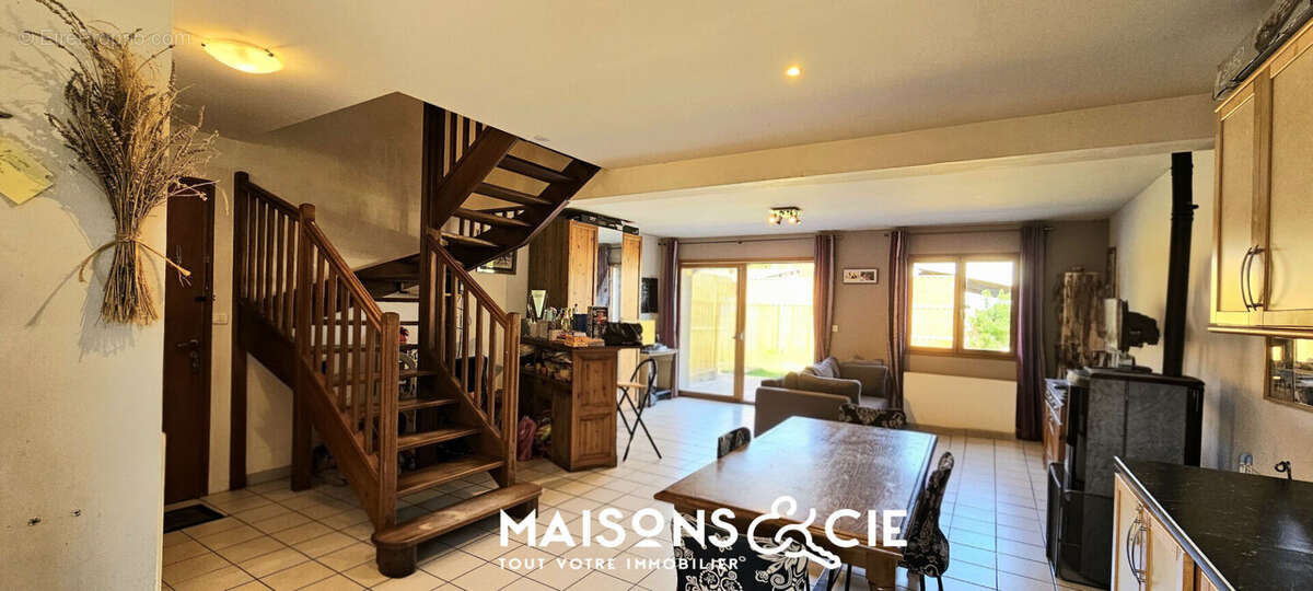 Maison Villieu 4 pièce(s) 92 m2 - photo 3