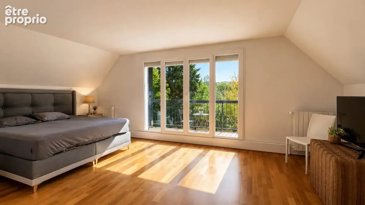 Maison 240 m² à Villecresnes  - photo 6