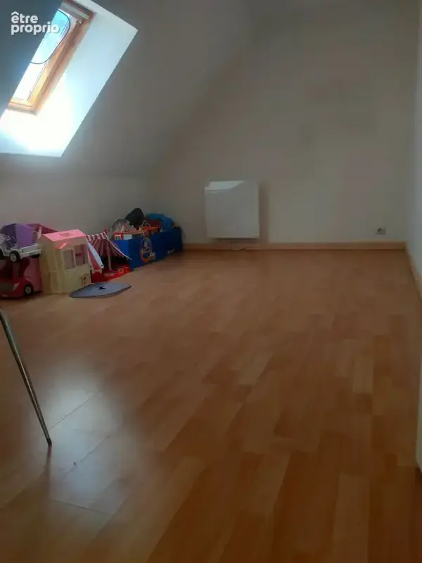 Maison familiale de 129,63 m² - La Ville-aux-Dames proche gare école commerces - photo 9
