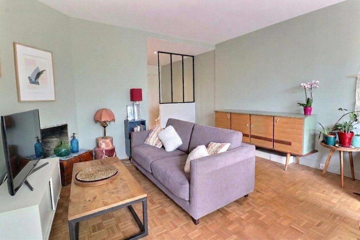 Appartement à L'ETANG-LA-VILLE
