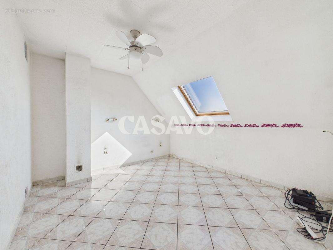 Maison à VILLEFONTAINE