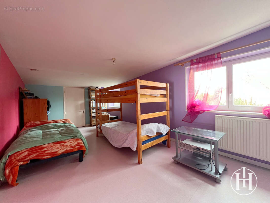 Maison à SAINT-AMAND-MONTROND