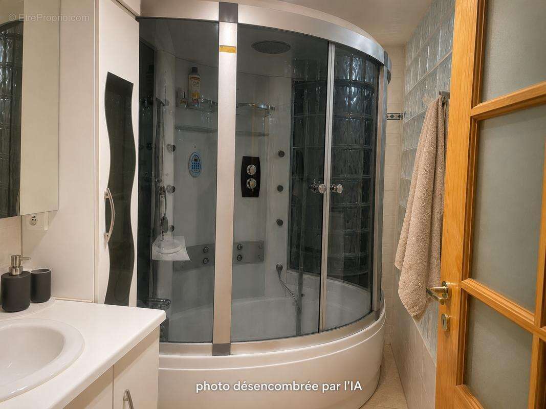 Maison 165 m² à La Vernarede  - photo 11