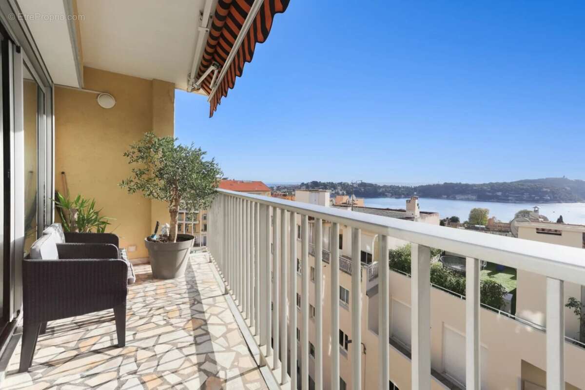Appartement à VILLEFRANCHE-SUR-MER