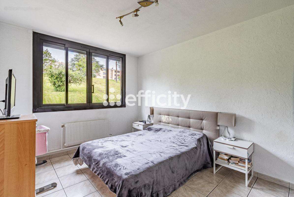 Appartement à CHAMPAGNE-AU-MONT-D'OR