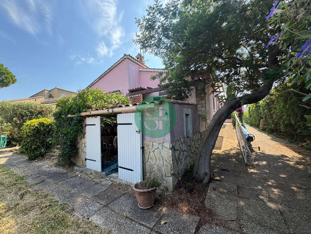 Maison à SIX-FOURS-LES-PLAGES