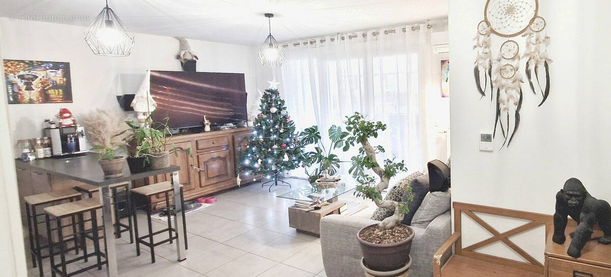 Appartement à SATHONAY-CAMP