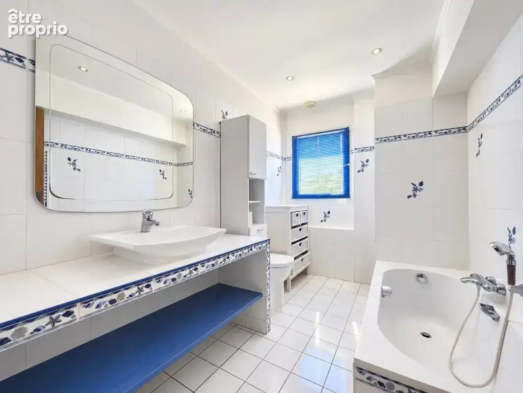 Saint-Martin-du-Var//Maison 5Pièces//140 mM² - photo 12