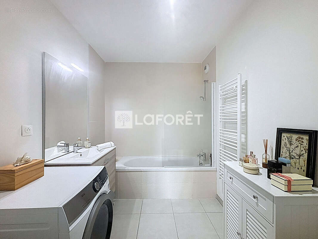 Appartement à RILLIEUX-LA-PAPE