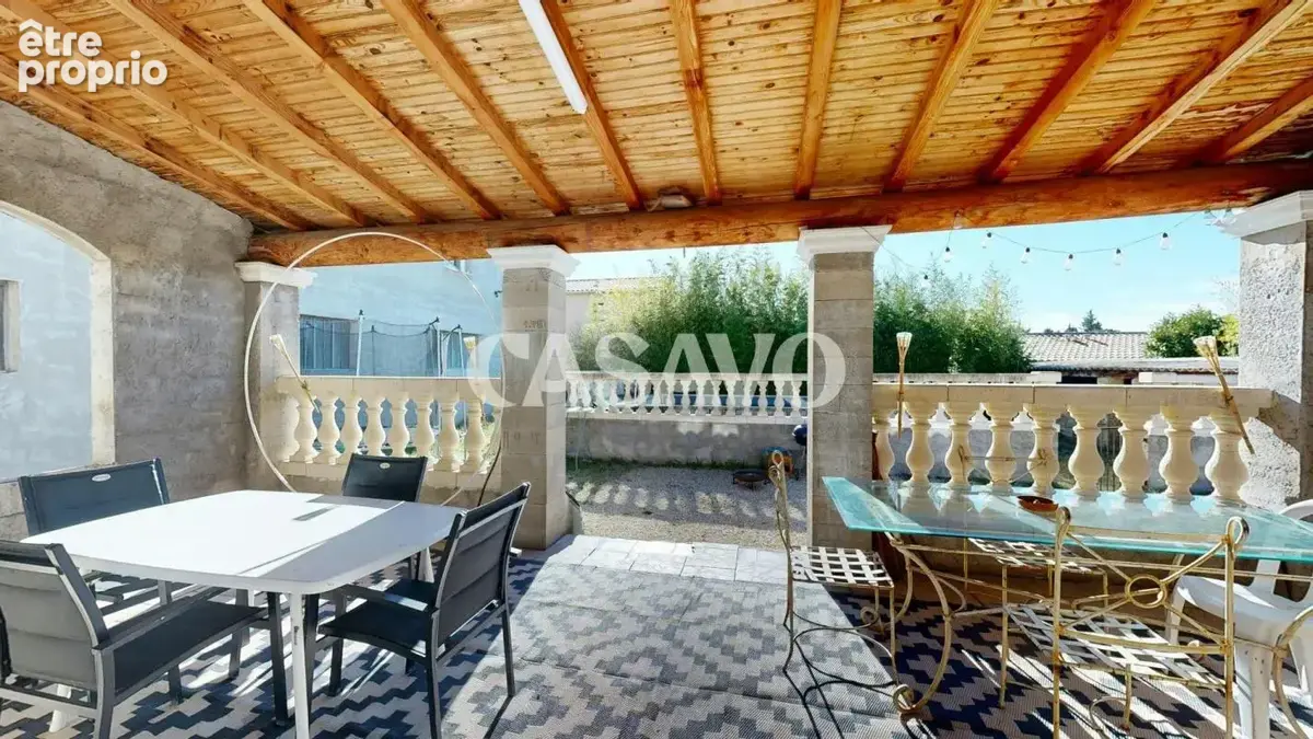Vente Maison 10 pièces de 231m² - 84300 Taillades - photo 12