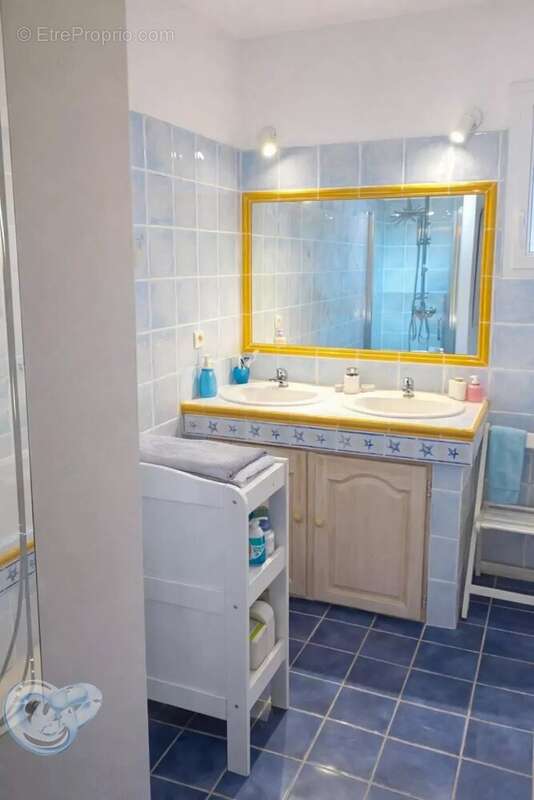 Maison à MONTBRUN-LES-BAINS