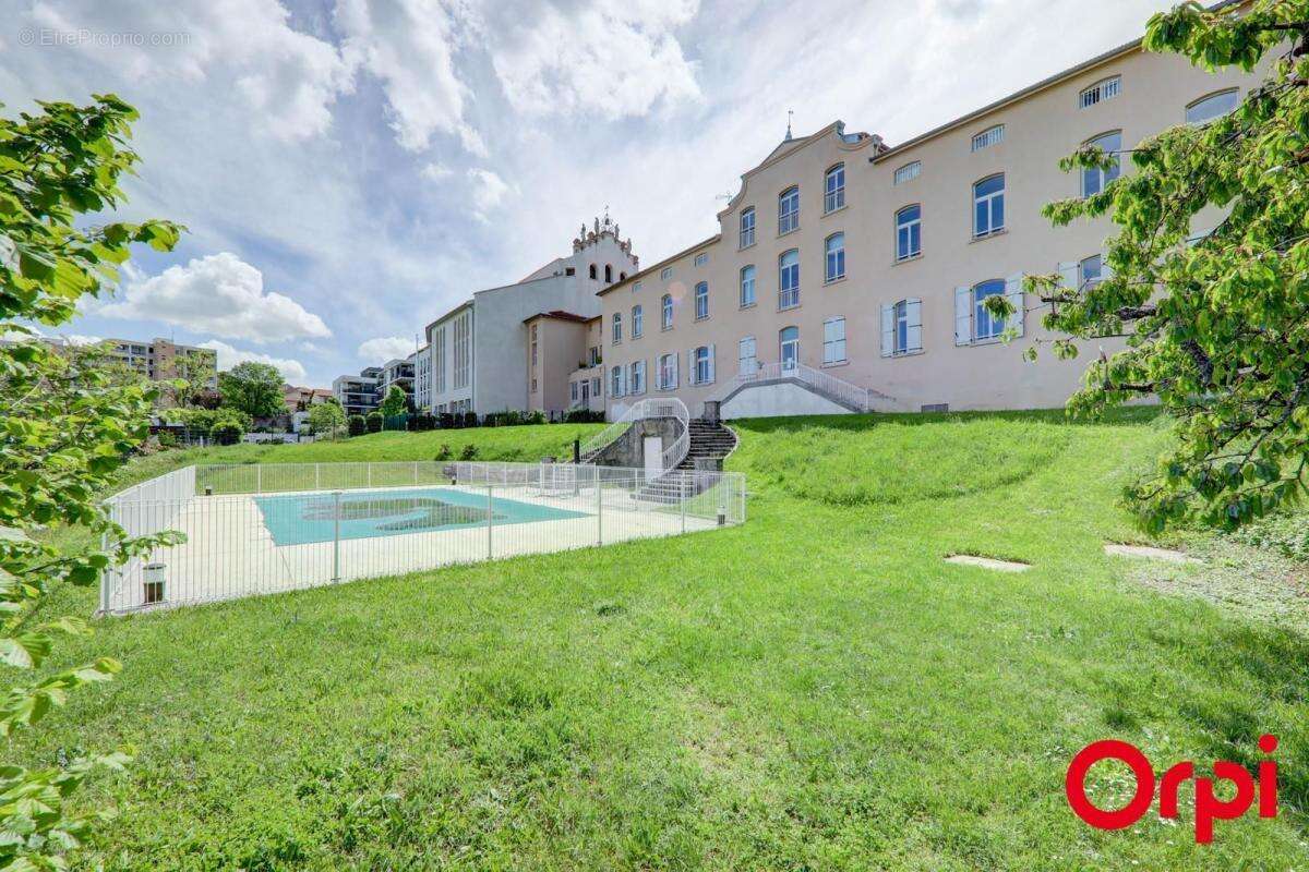 Magnifique  Duplex T4 avec terrasse et piscine - Lyon 5e - photo 14