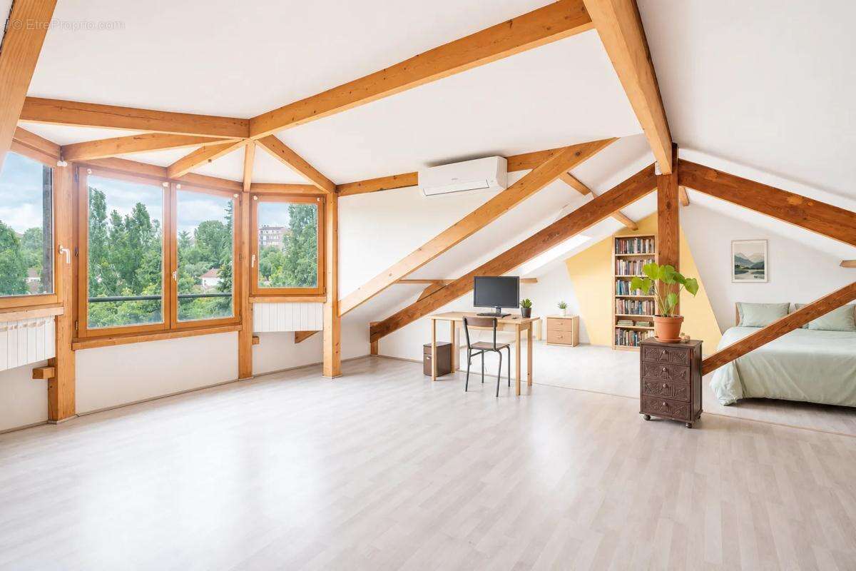 Maison à NOISY-LE-SEC