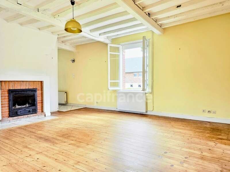 Maison à LE MESNIL-REAUME