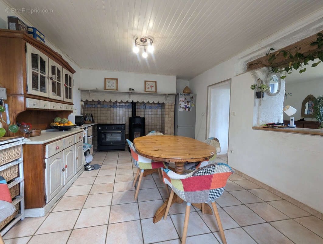 Maison à LISLE-SUR-TARN