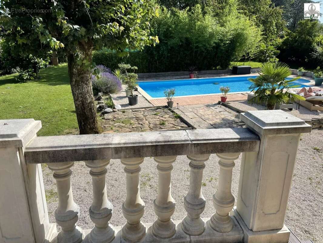 Maison à SENNECEY-LE-GRAND