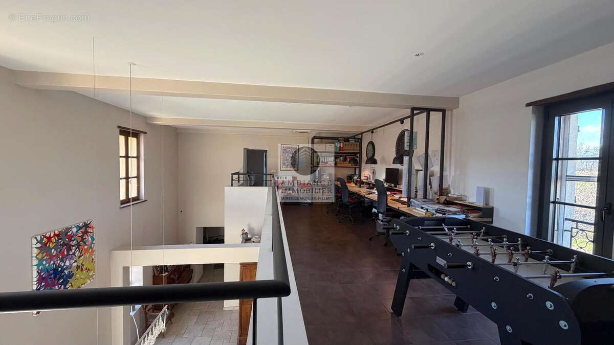 Maison à ETOILE-SUR-RHONE