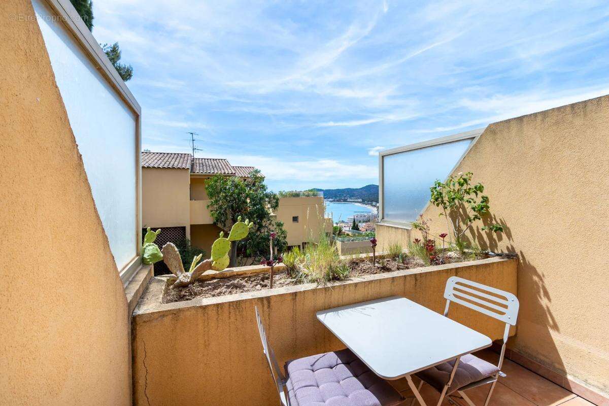 Appartement à LE LAVANDOU