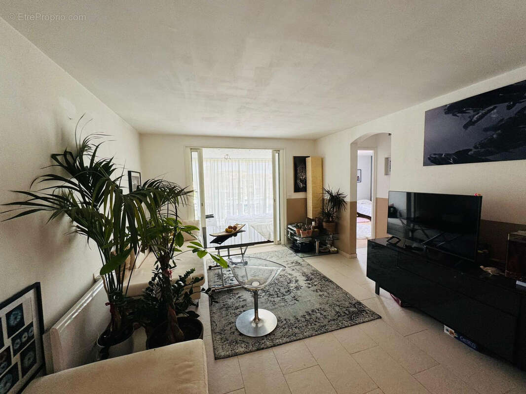 Appartement à COGOLIN