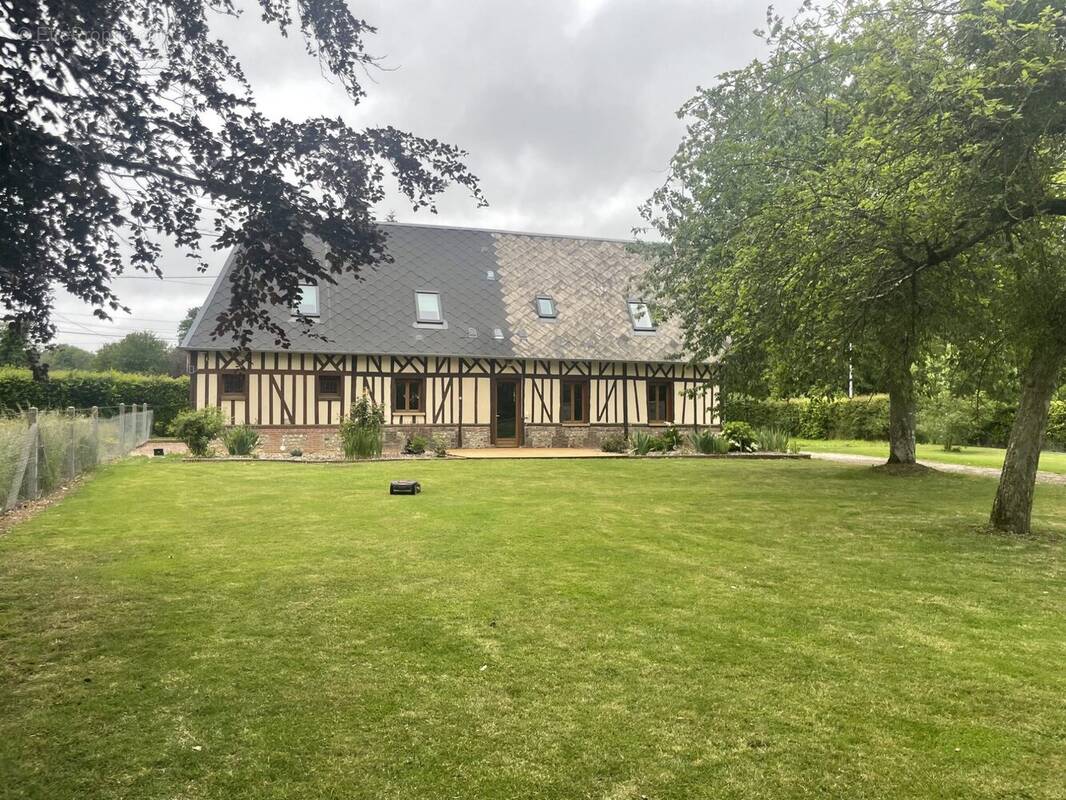 Maison à BERNAY