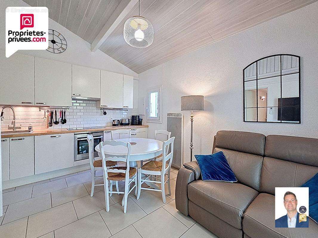 Maison à SAINT-CEZAIRE-SUR-SIAGNE