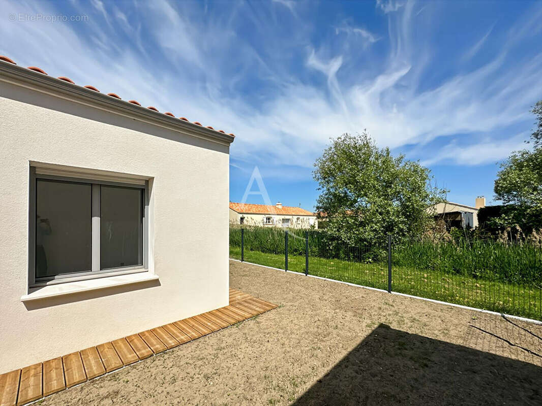 Maison à LE PERRIER