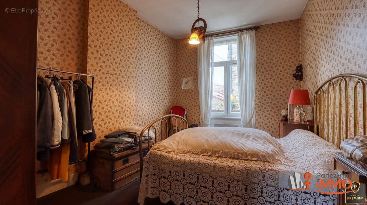 Appartement 480 m² à Usson-En-Forez  - photo 6
